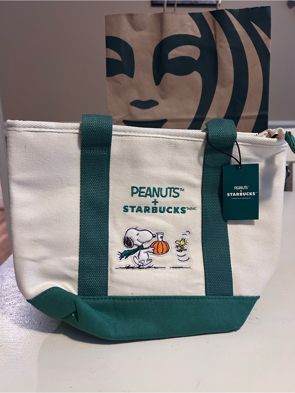 Starbucks Peanuts Canvas Tote in White and Green